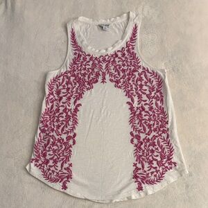 3 for $25! Lucky Brand White Boho Tank Top with Pink Embroidery, size small‎